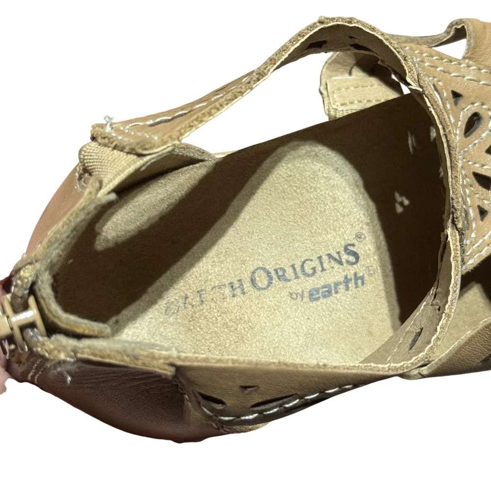 Earth Origins Ruby Women's Tan Leather Cutout Wedge Sandals Back Zip Size 8.5